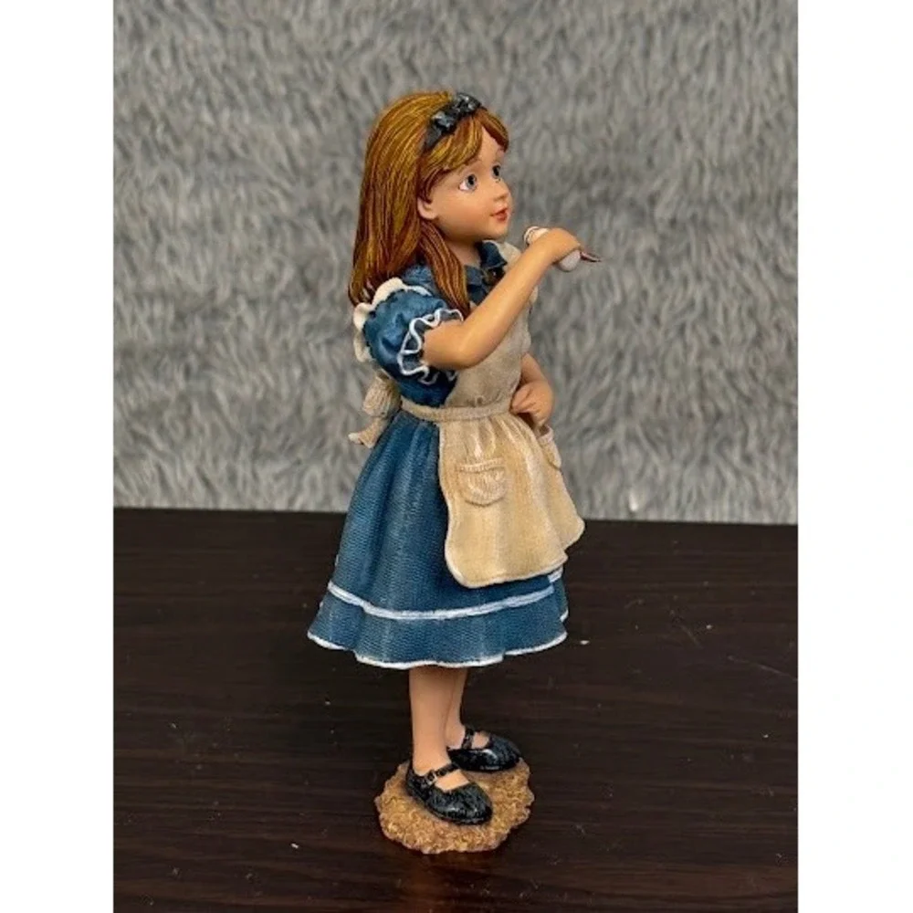 Boyds Bears & Friends Alice in Wonderland Figurine Drink Me Limited Edition